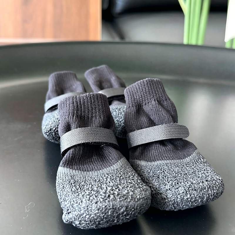 Sklisikre og vanntette sko til kjæledyr 🐶👟