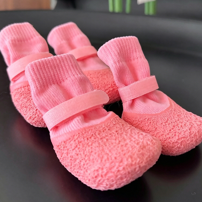 Sklisikre og vanntette sko til kjæledyr 🐶👟